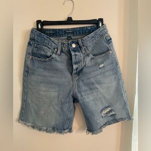 Wild Fable denim Bermuda shorts light wash size:2